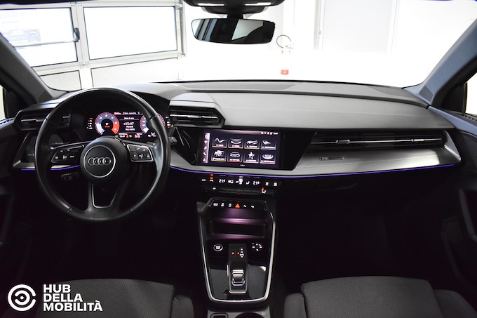 AUDI A3 SPB 35 TDI S tronic Business Advanced